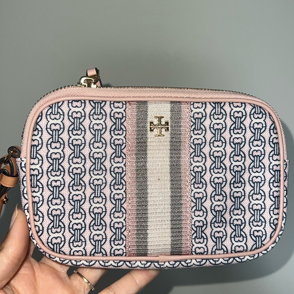 Tory Burch - Gemini Link wristlet